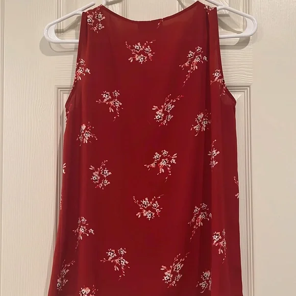 LOFT OUTLET Brick Red Floral Shell - Picture 3 of 3